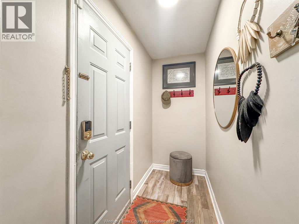 1008 ASKIN AVENUE - Image 4