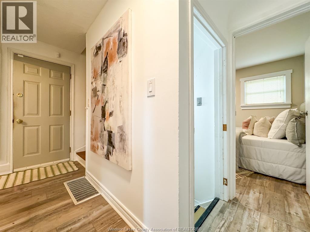 1008 ASKIN AVENUE - Image 9
