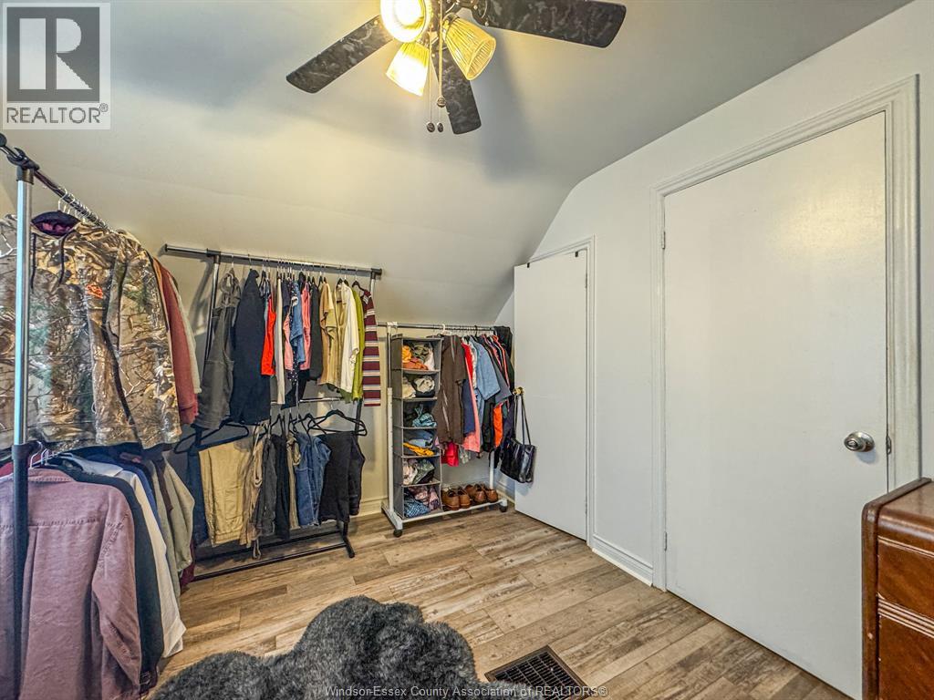 1008 ASKIN AVENUE - 22