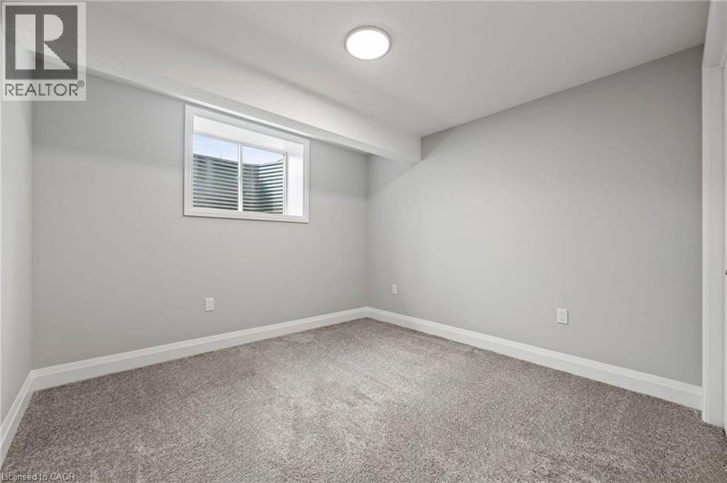 130 STEPHENSON Way - Image 30