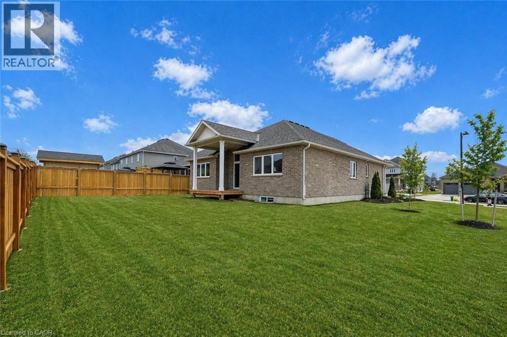 130 STEPHENSON Way - 34