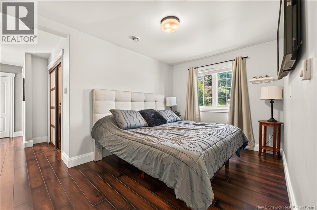 814 Julia Court - 25