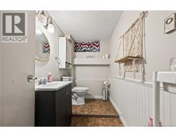 814 Julia Court, Shediac, NB E4P1X7 Photo 46