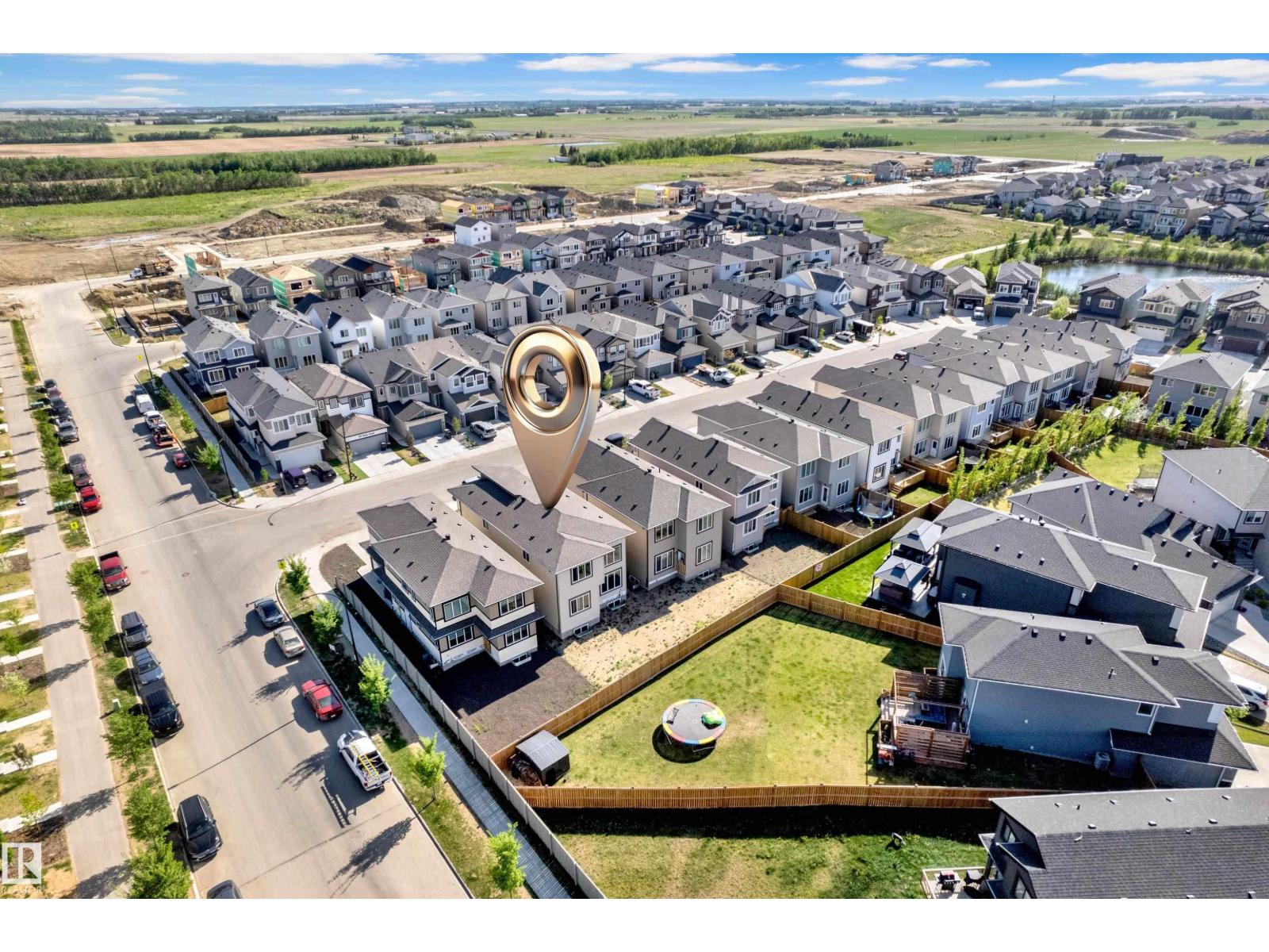431 ROBERTS CR - Image 42
