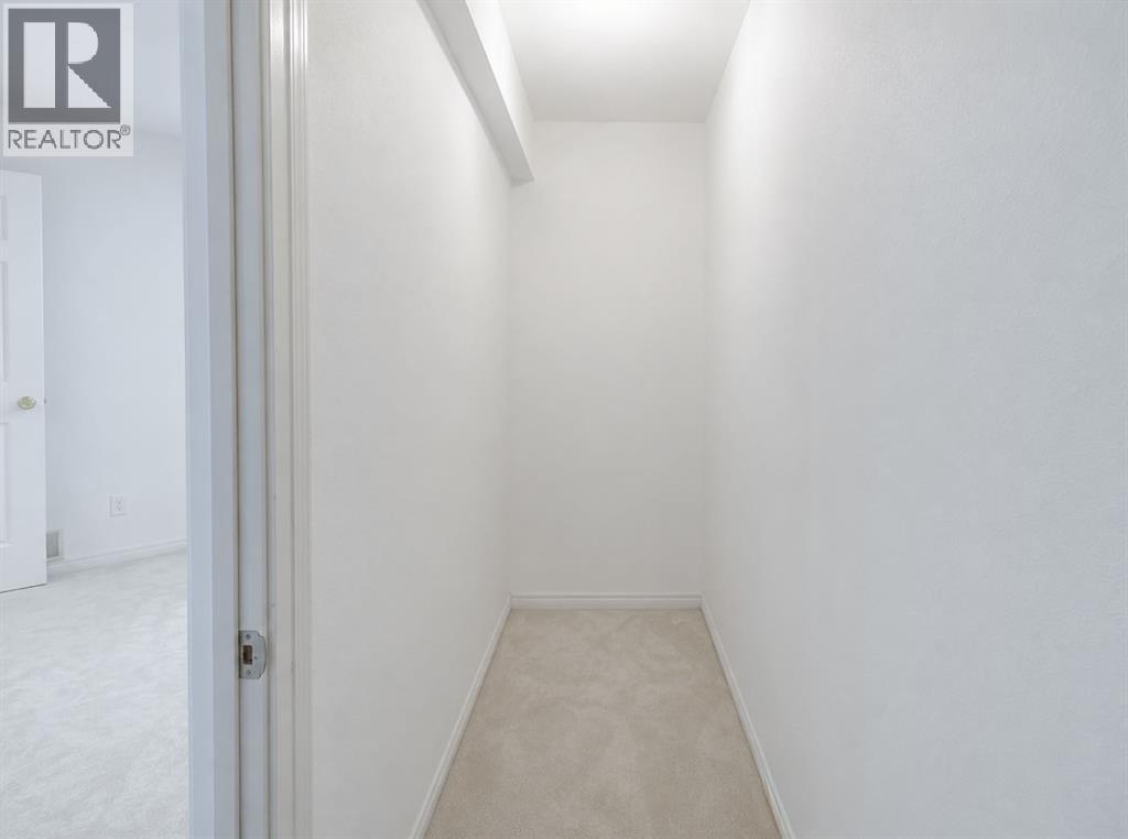 Thumbnail 38