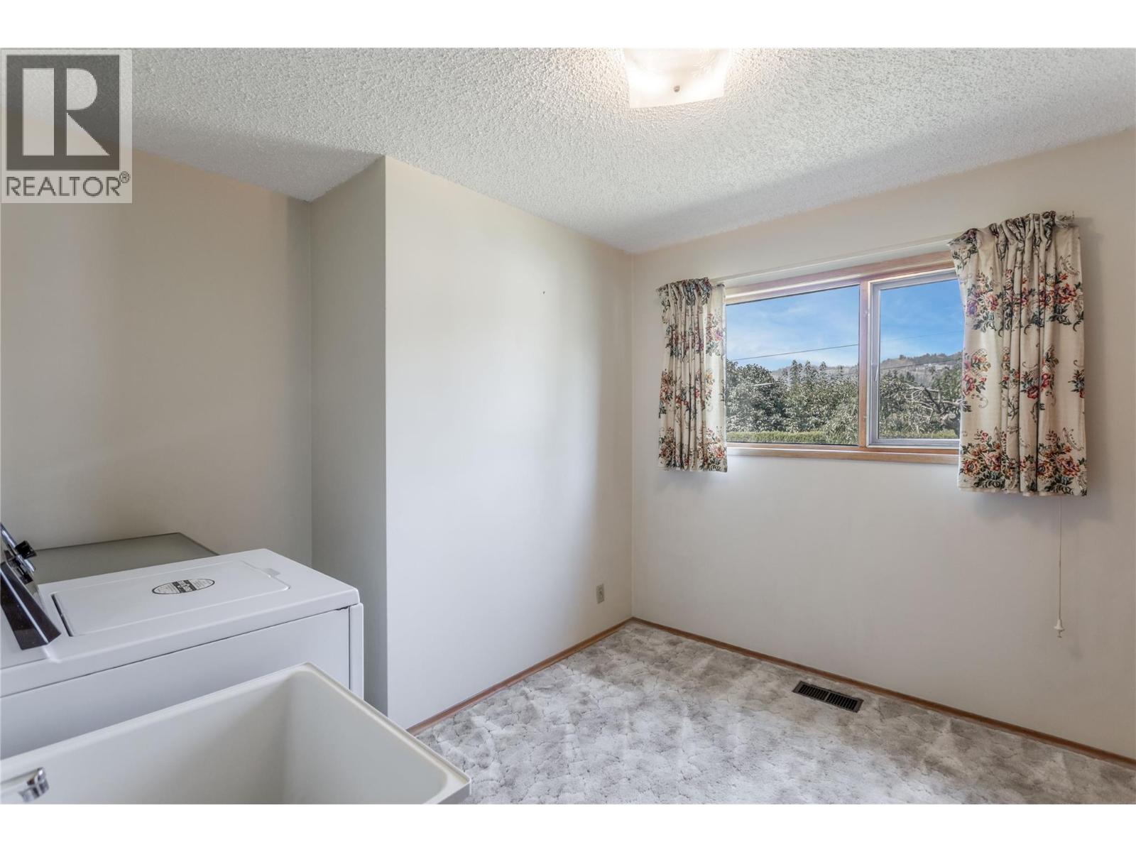 1206 Lawson Avenue - 22