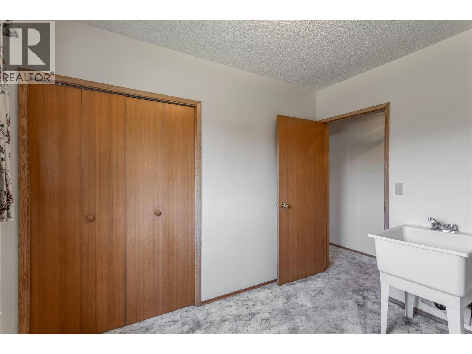 1206 Lawson Avenue - 23