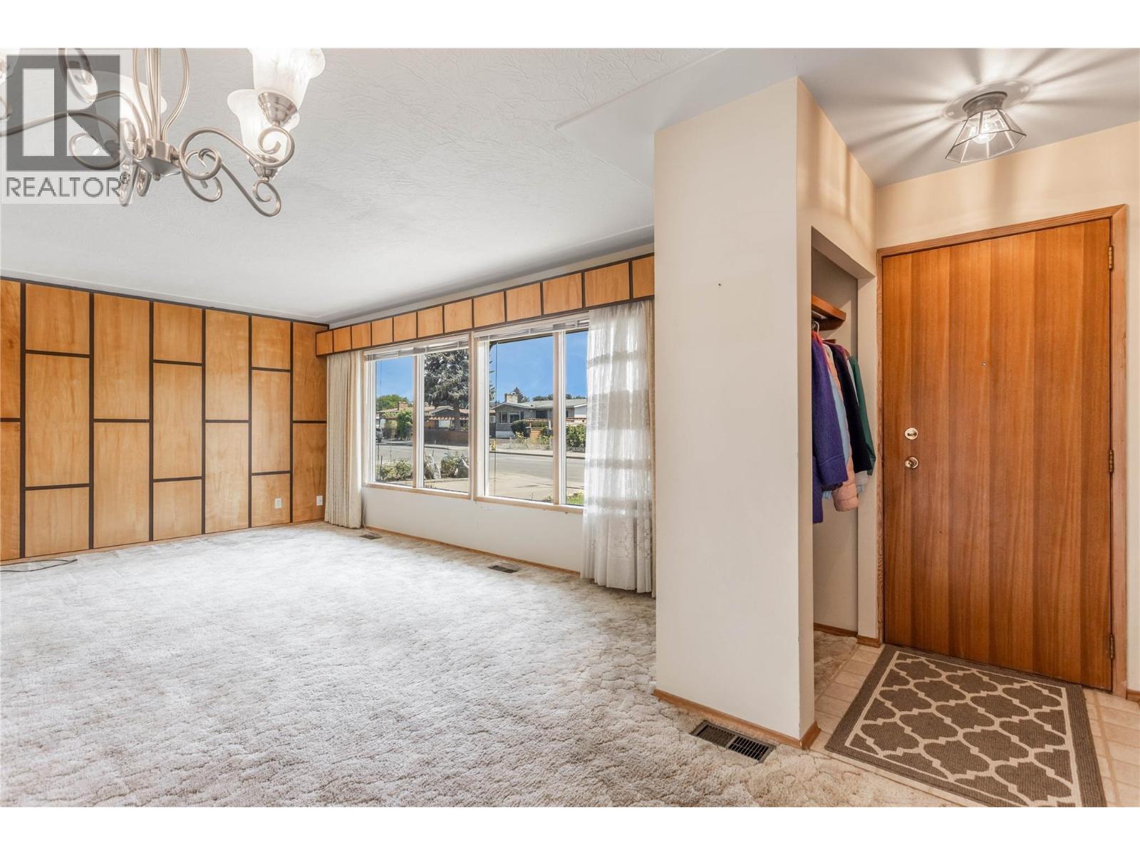 1206 Lawson Avenue - 9