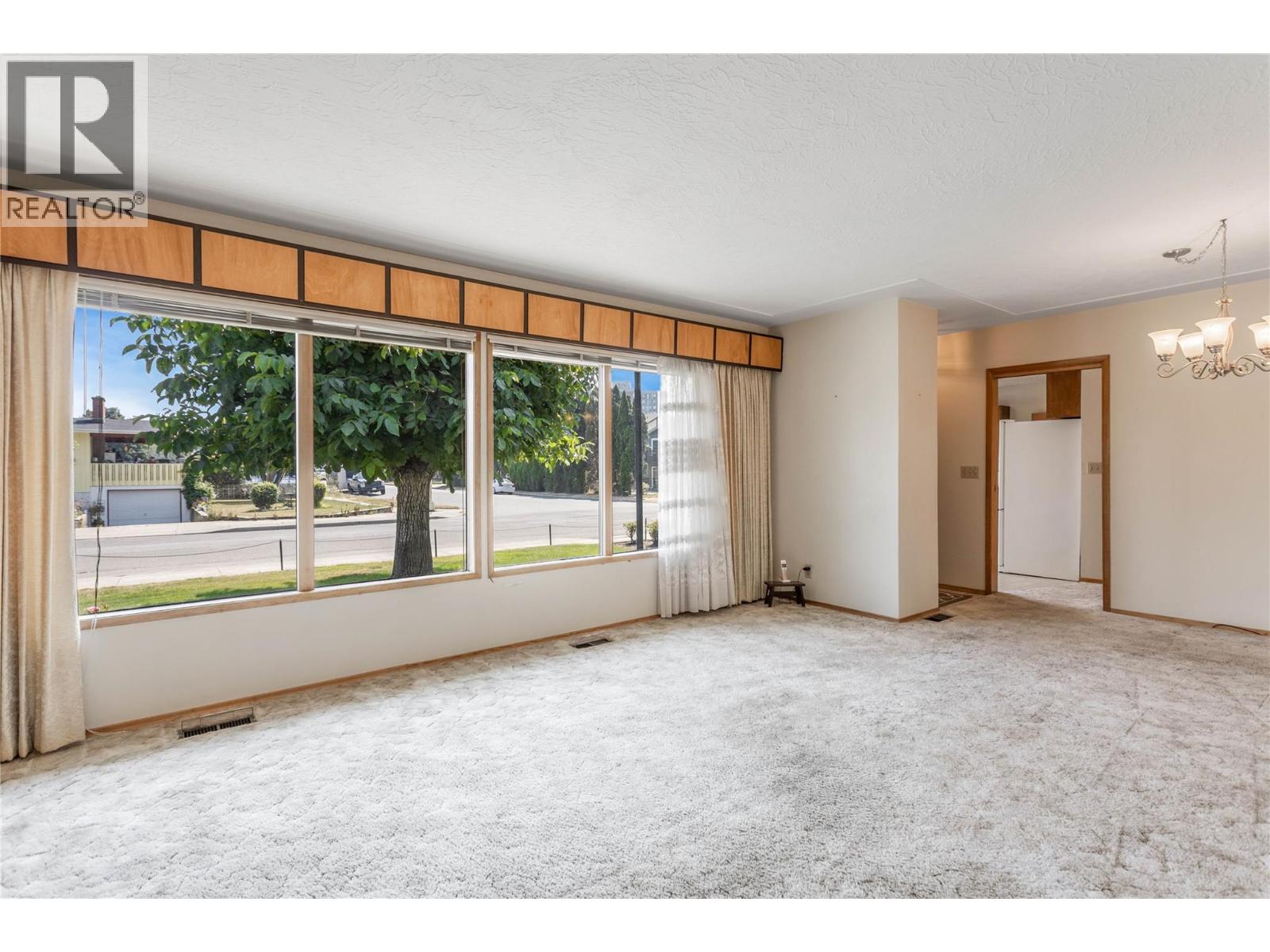 1206 Lawson Avenue - 10