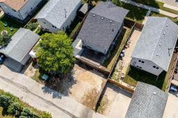 251 Rougeau Avenue, Winnipeg, MB R2C3Z9 Photo 11