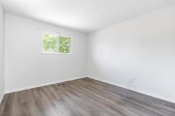 251 Rougeau Avenue, Winnipeg, MB R2C3Z9 Photo 26