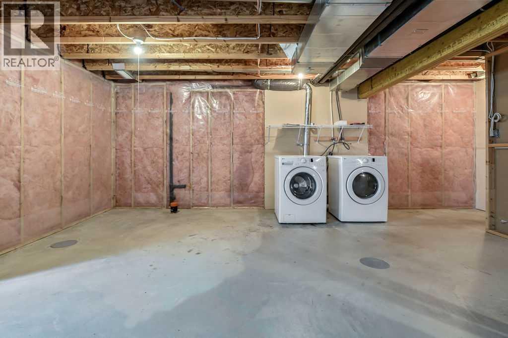 280 Panora Close NW - 30