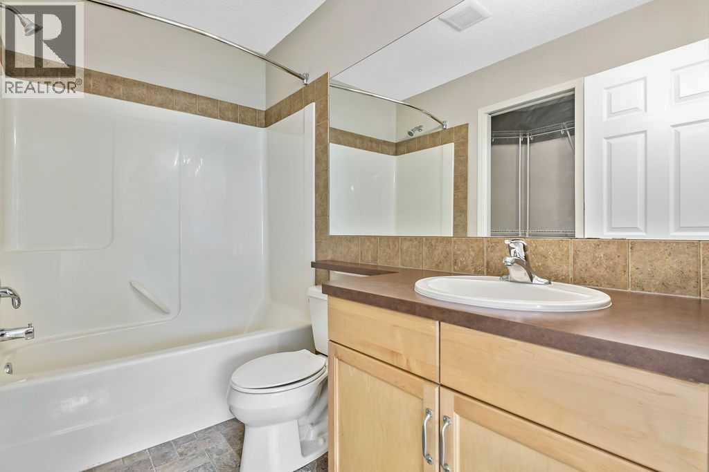 280 Panora Close NW - 22