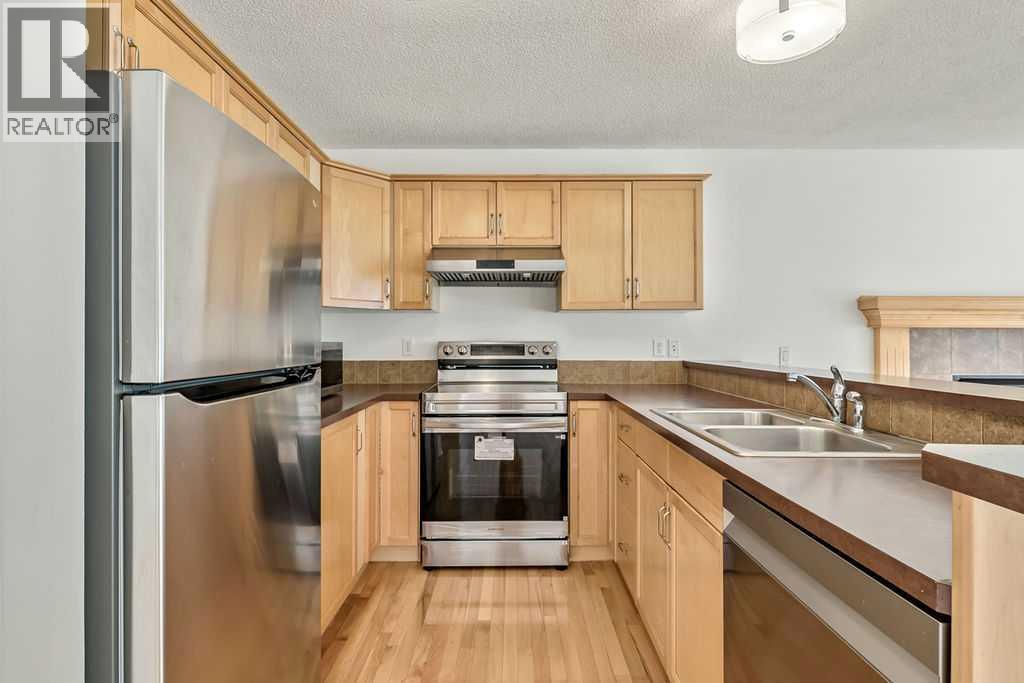 280 Panora Close NW - Image 10