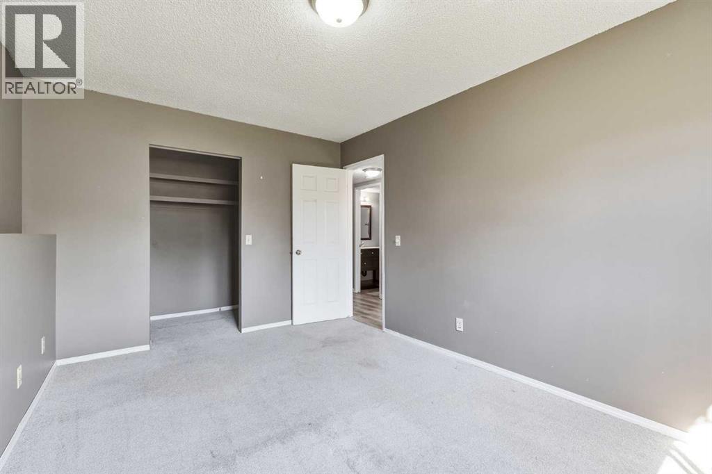 7343 36 Avenue NW - 22