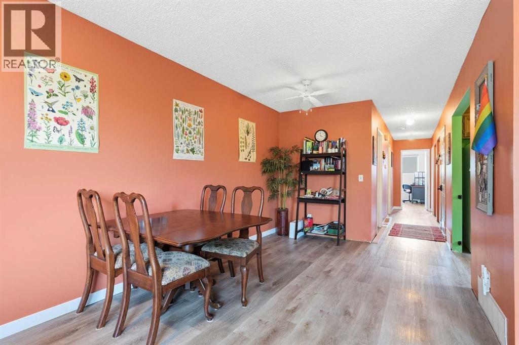 7343 36 Avenue NW - 5