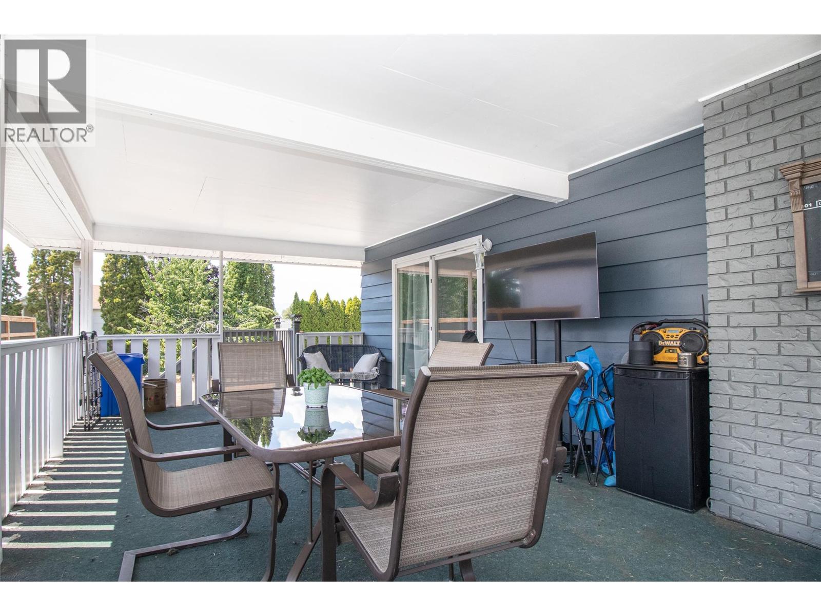 700 Matt Road - 33