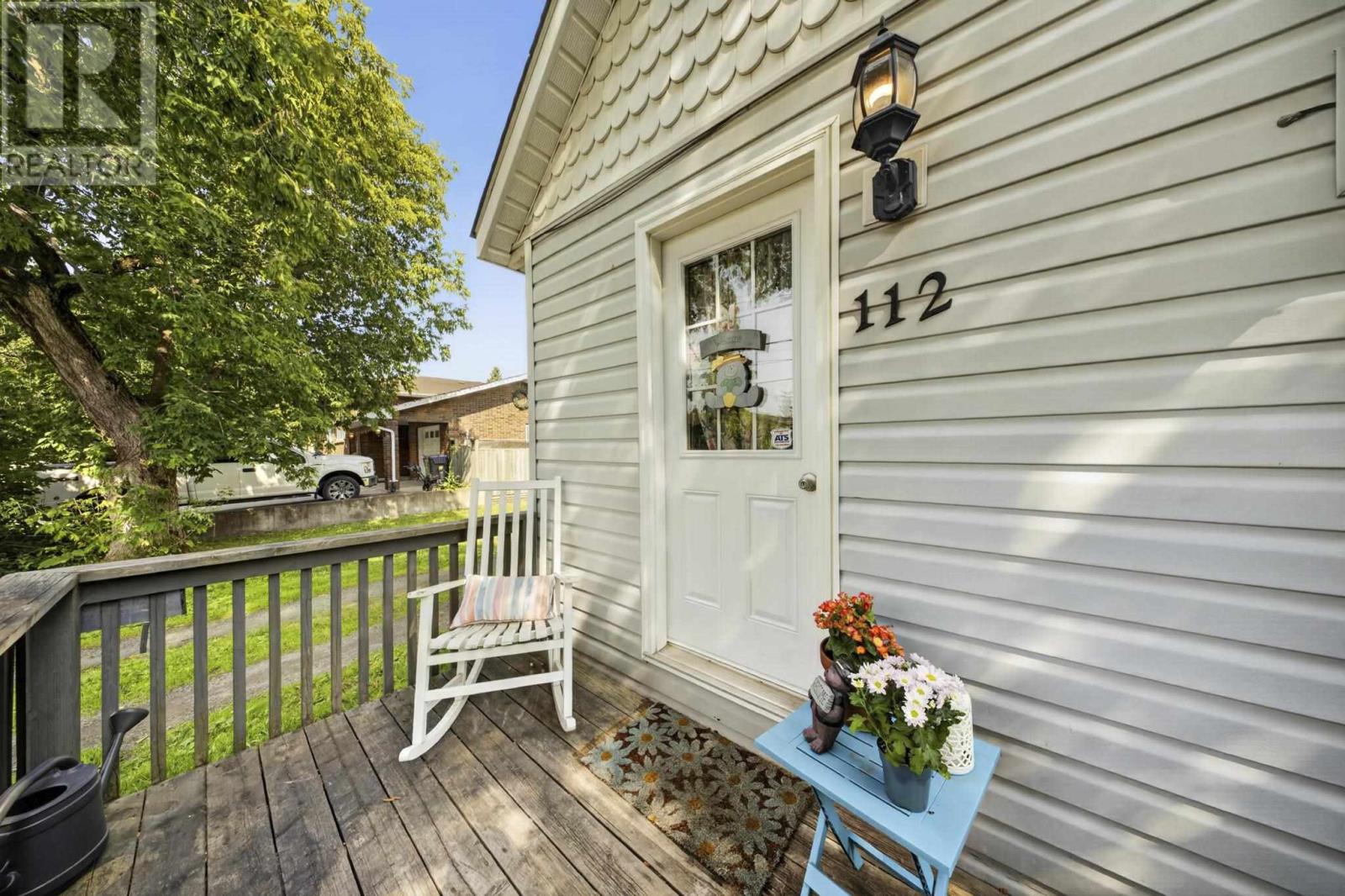 112 Vivian AVE - 4