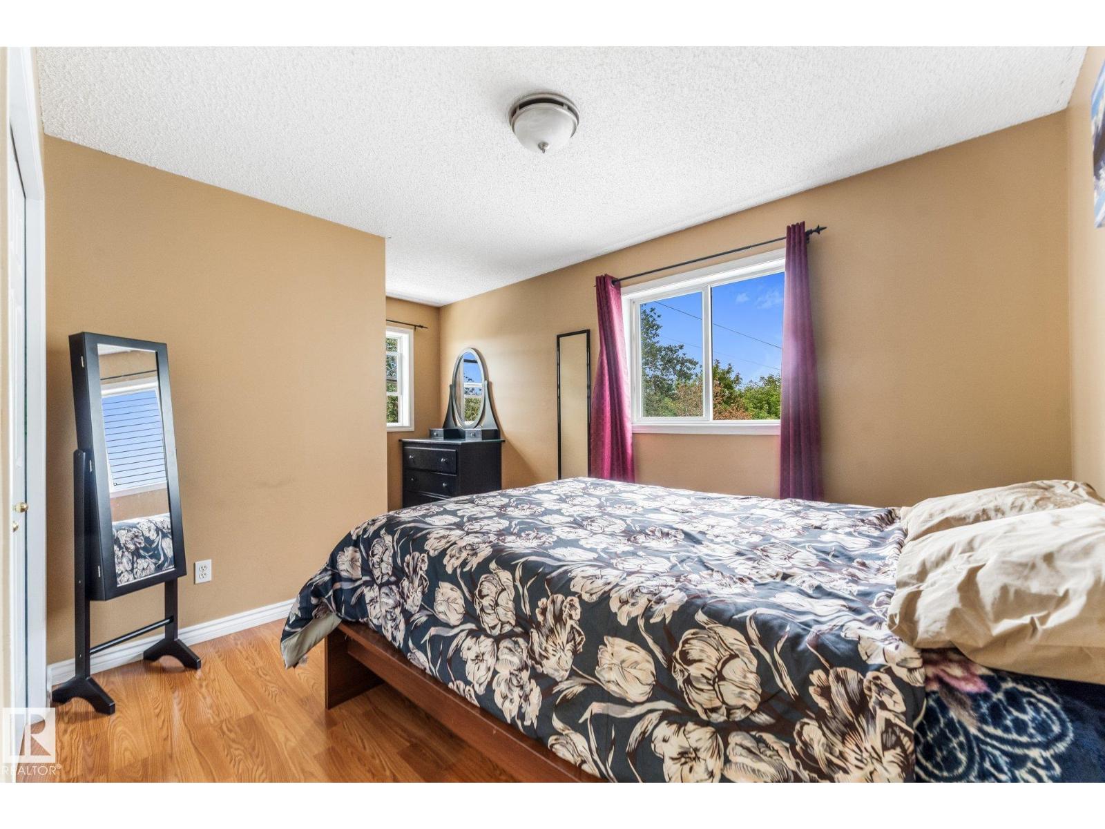 13148 151 AV NW - 25
