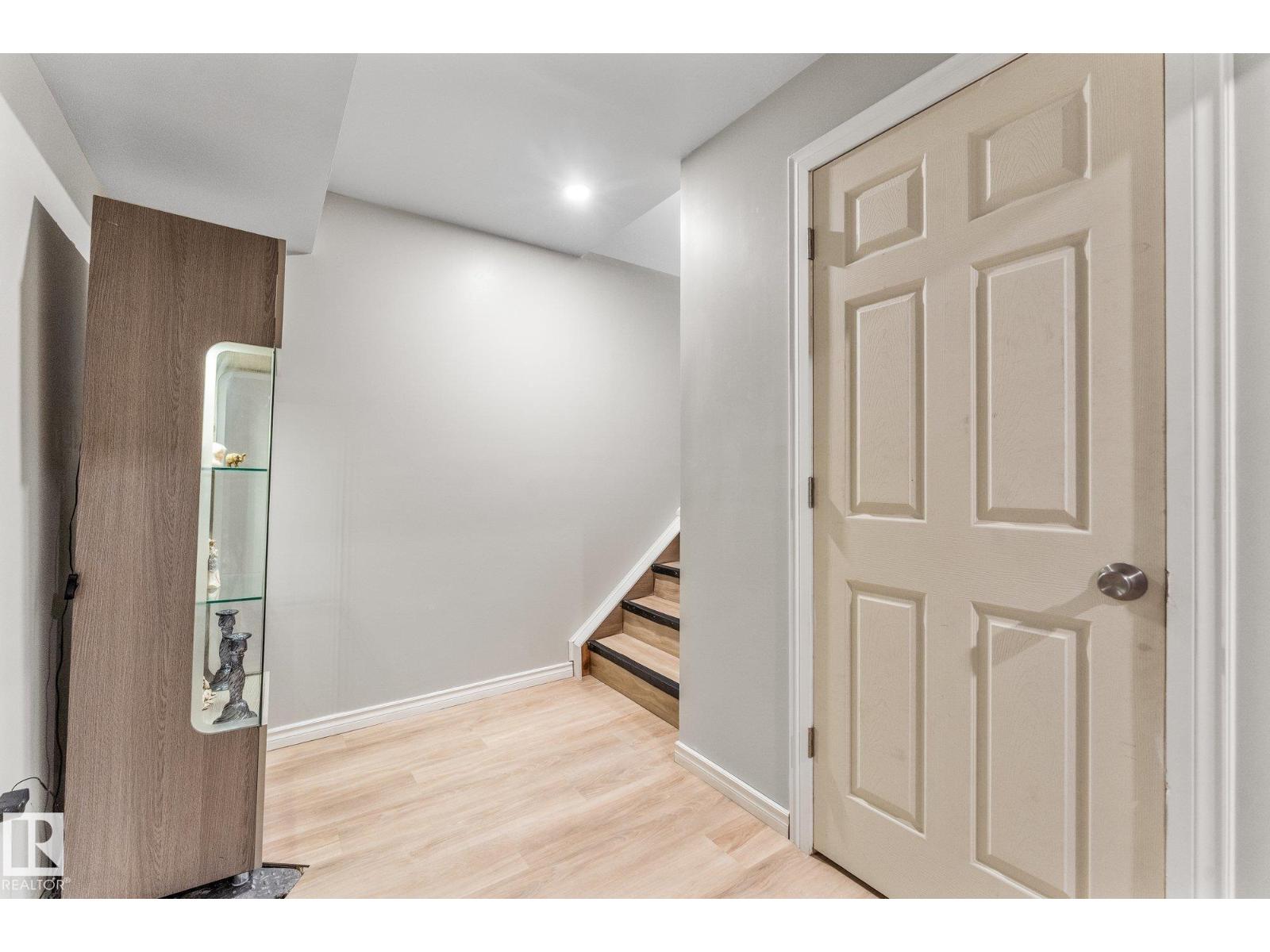13148 151 AV NW - 29