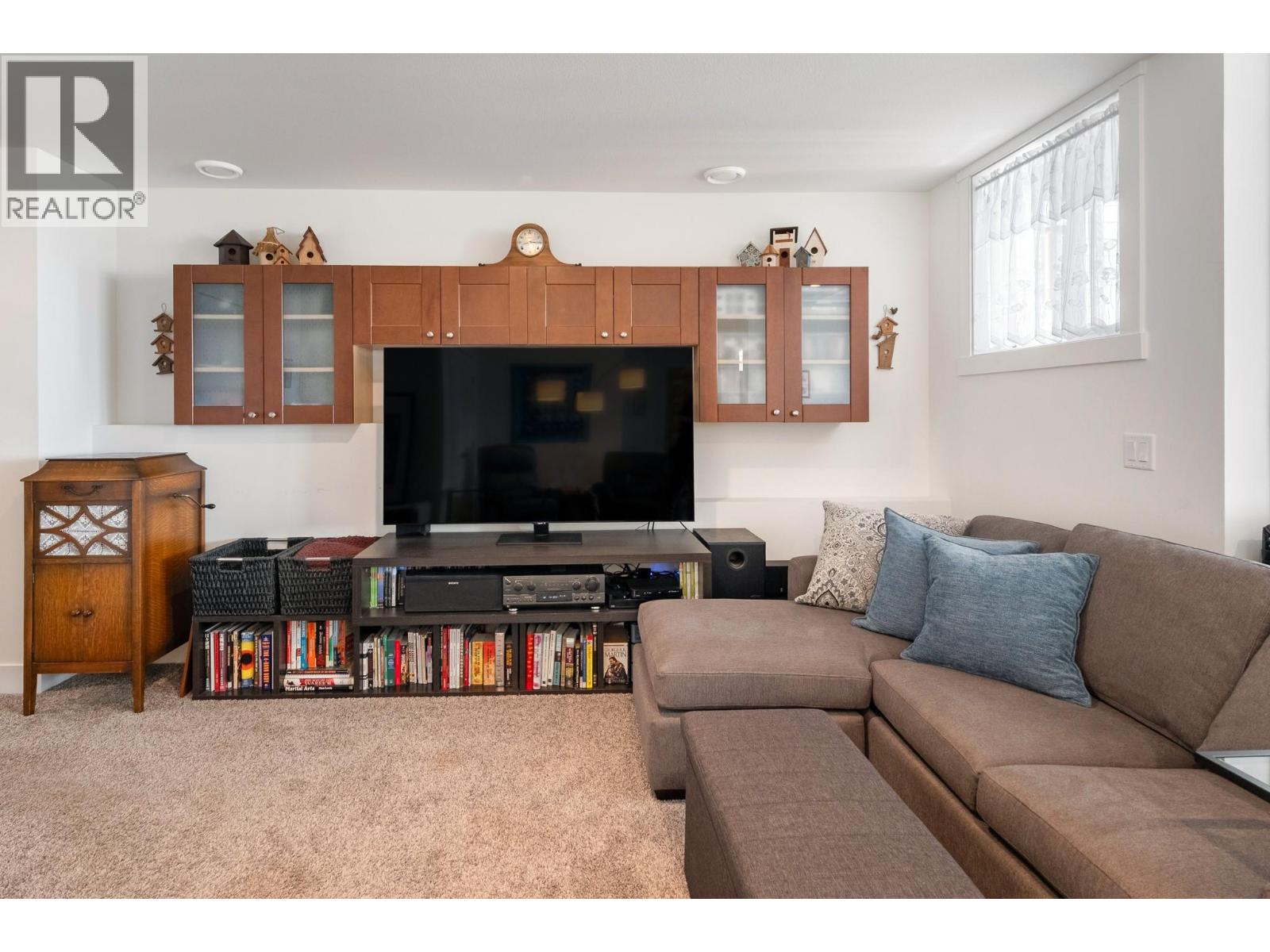  1458 Summer Crescent, Kelowna