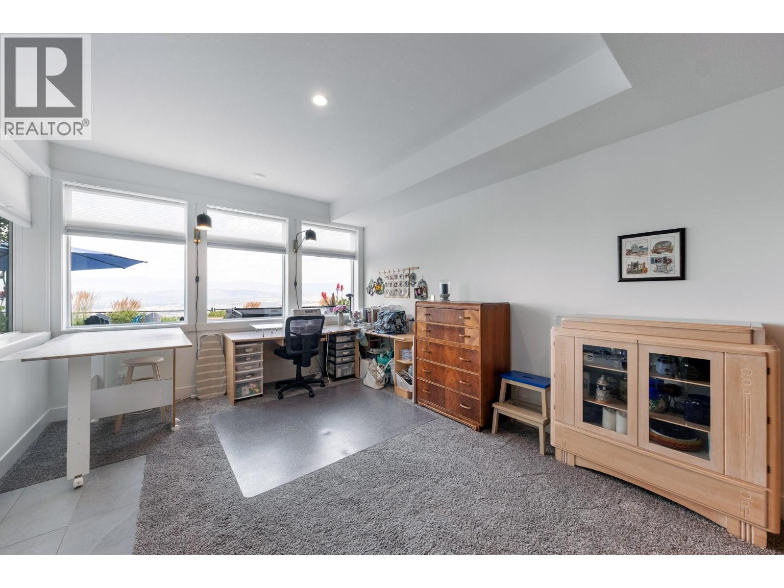  1458 Summer Crescent, Kelowna