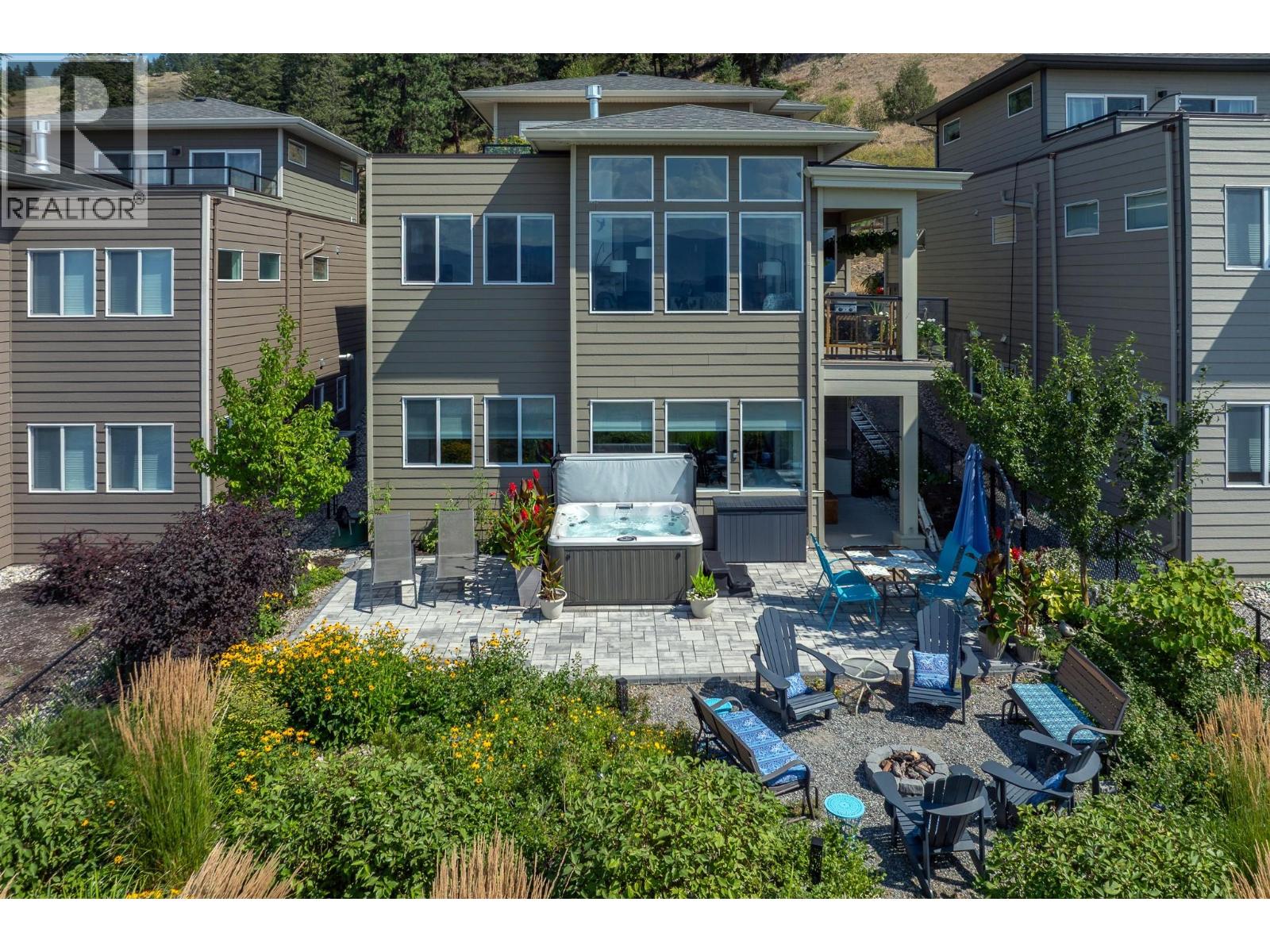  1458 Summer Crescent, Kelowna