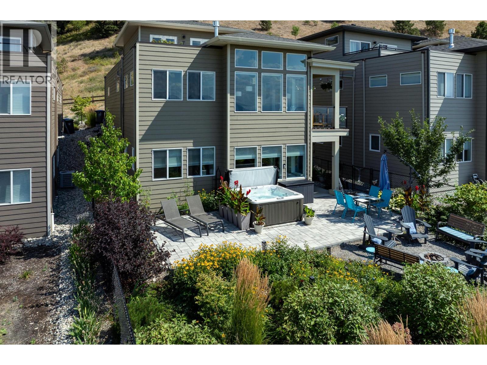  1458 Summer Crescent, Kelowna