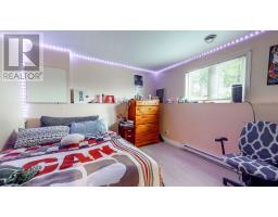 43 Dawe's Place thumbnail 11