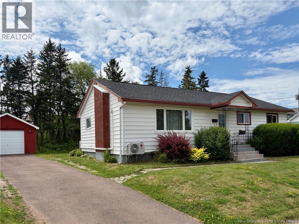 100 Leeside Drive