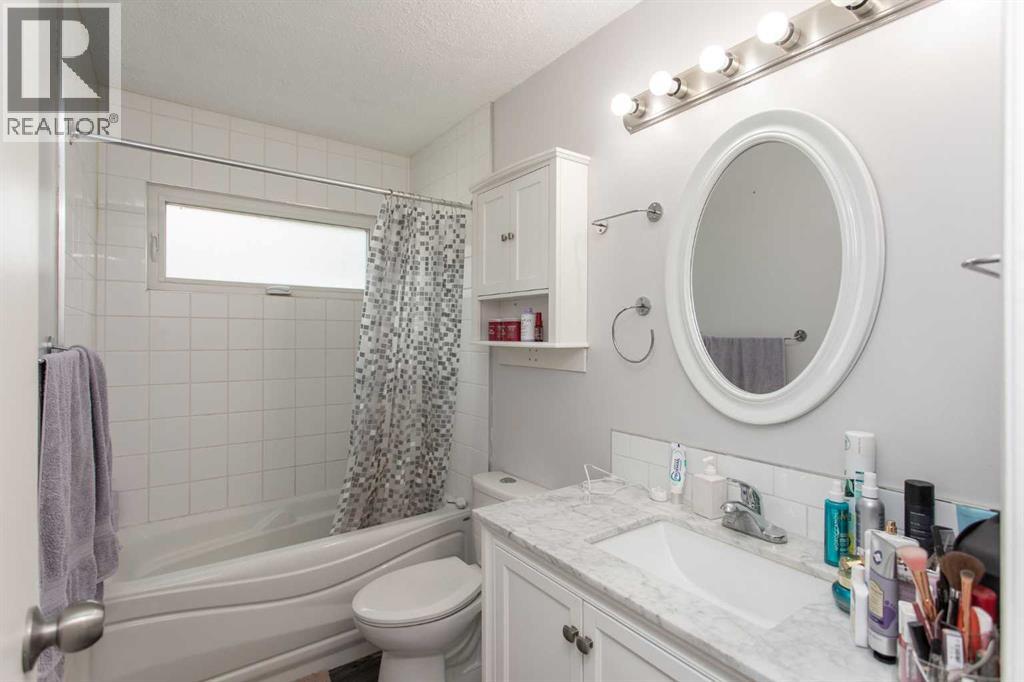 12 Valley Crescent - 9