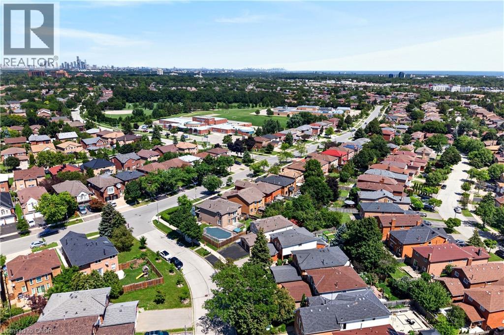 3631 CHERRINGTON Crescent - 44