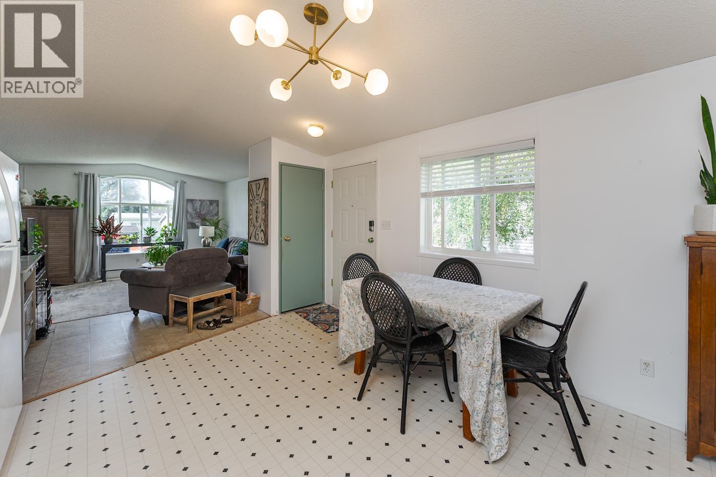 #35 5164 HART HIGHWAY - 12
