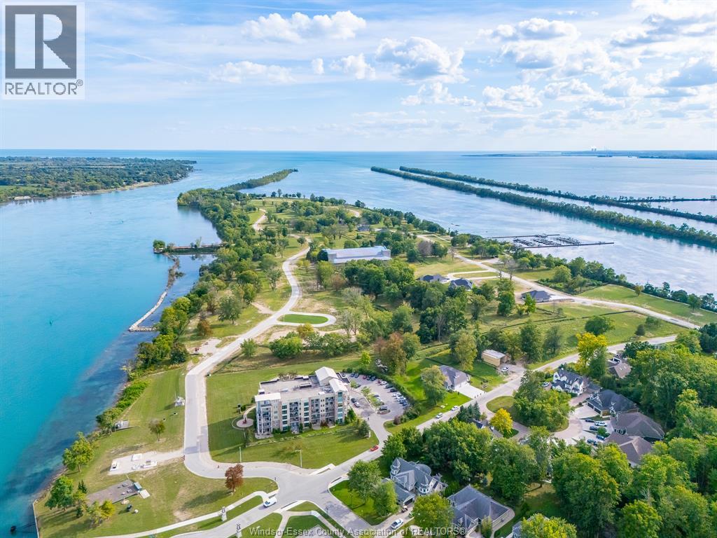 #407 34 Boblo Island BOULEVARD - 46