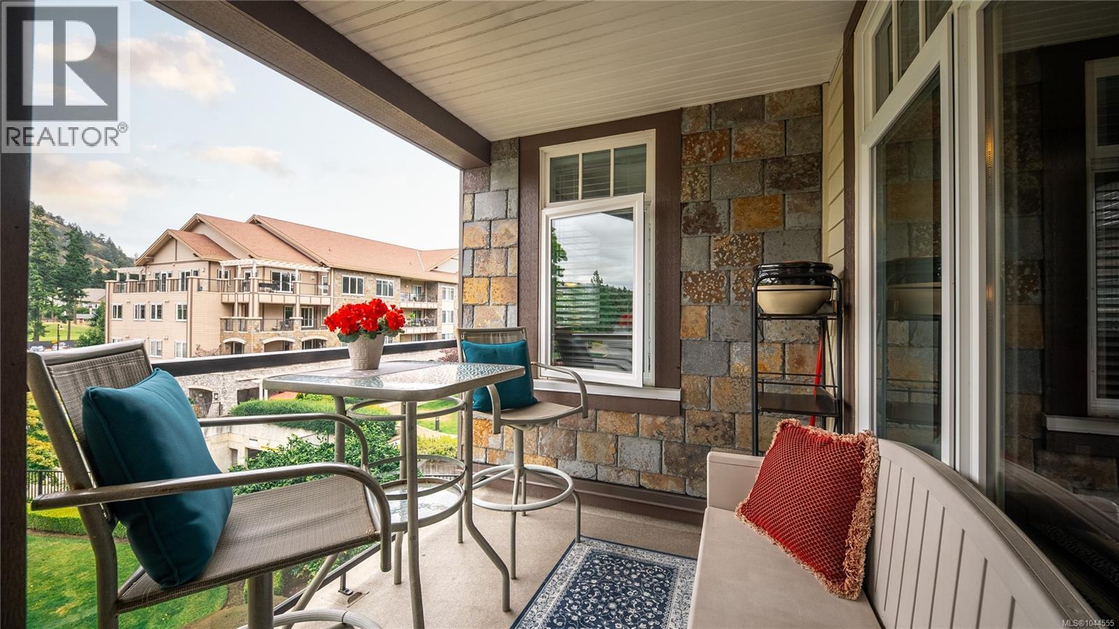 #203 1375 Bear Mountain Pkwy - 18