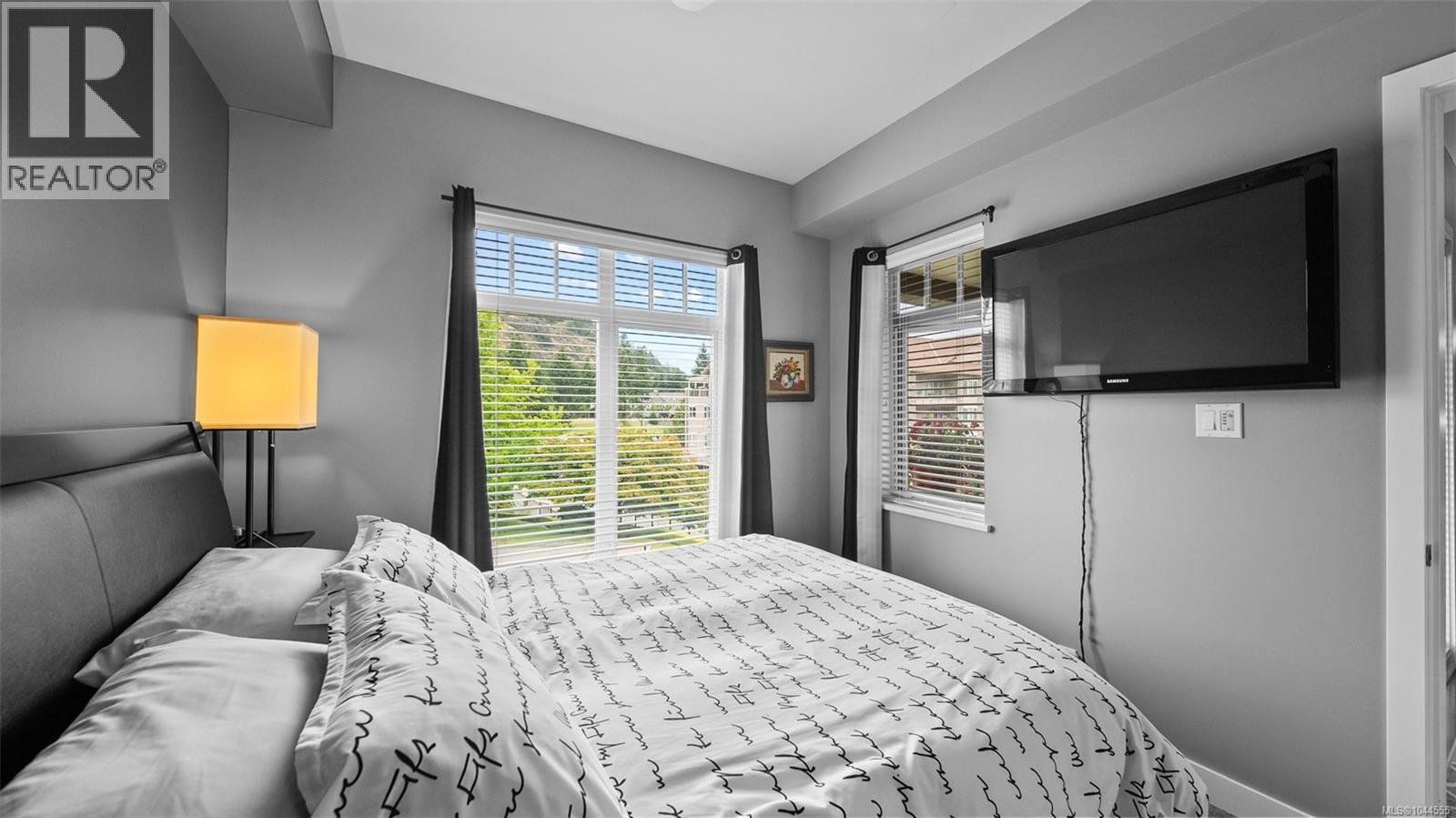 #203 1375 Bear Mountain Pkwy - 19