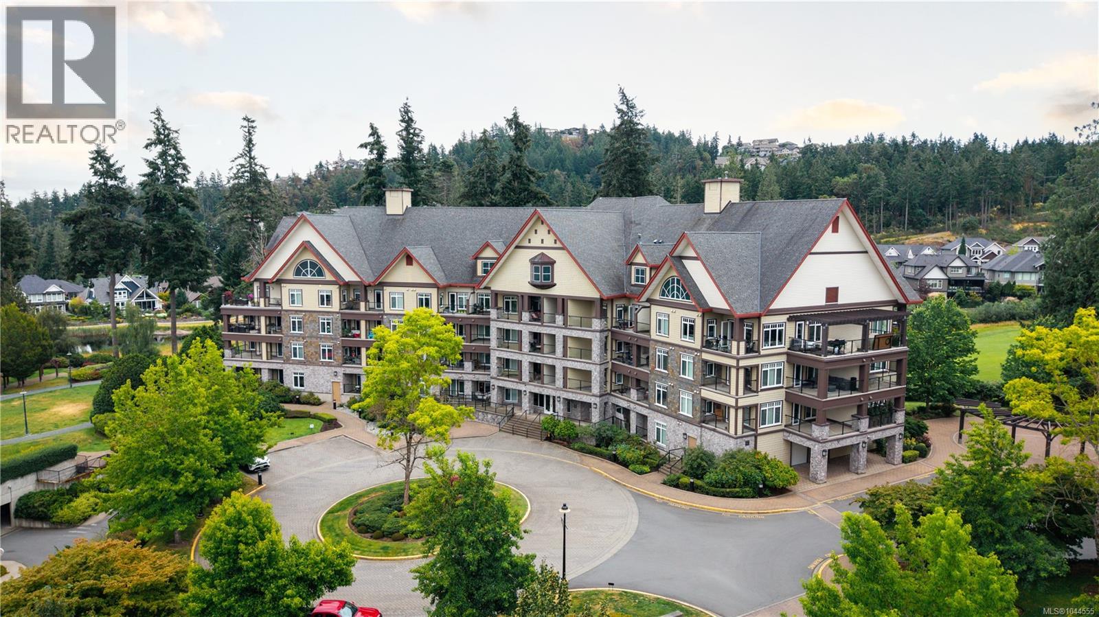 #203 1375 Bear Mountain Pkwy - 2