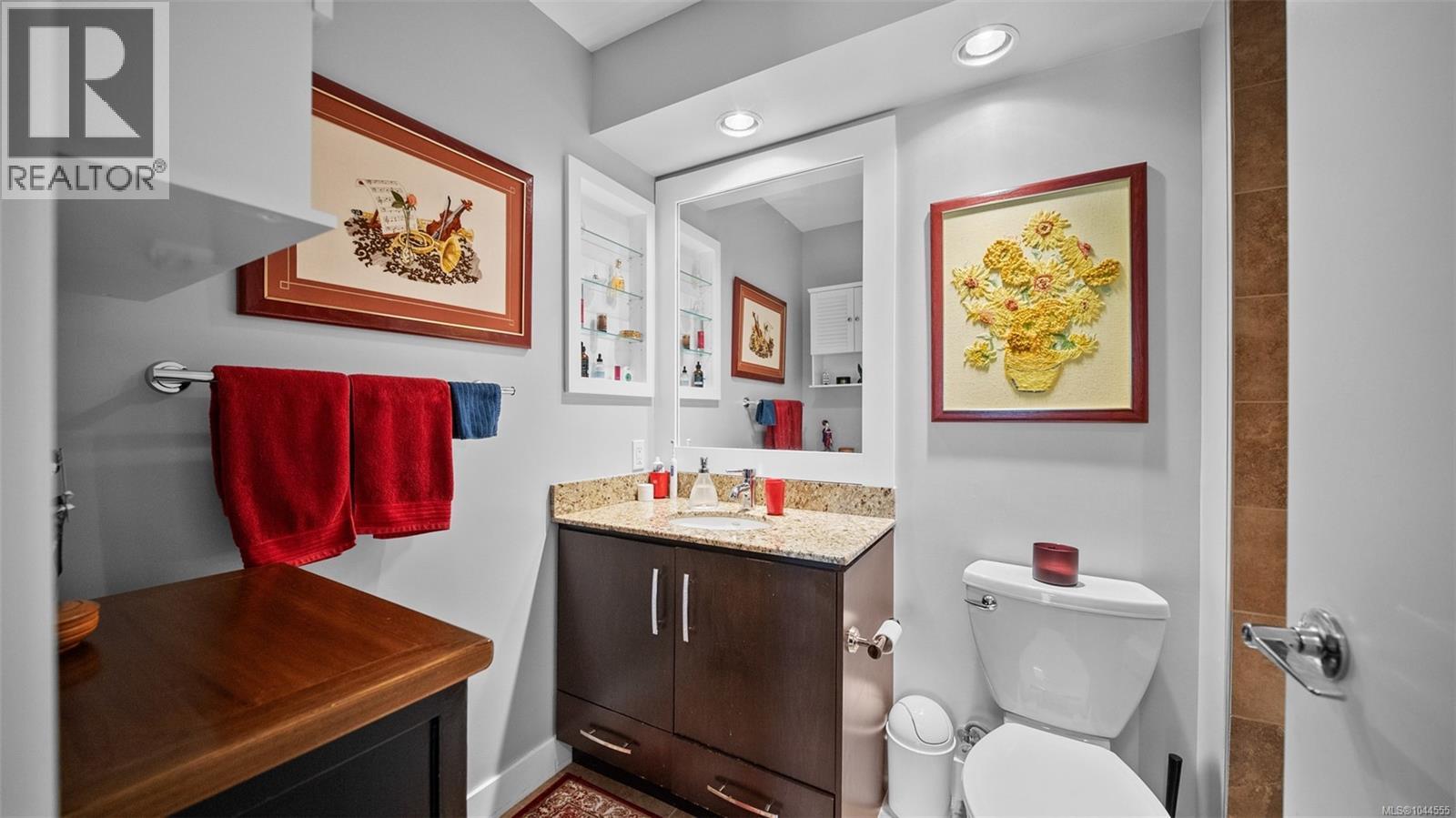 #203 1375 Bear Mountain Pkwy - 21