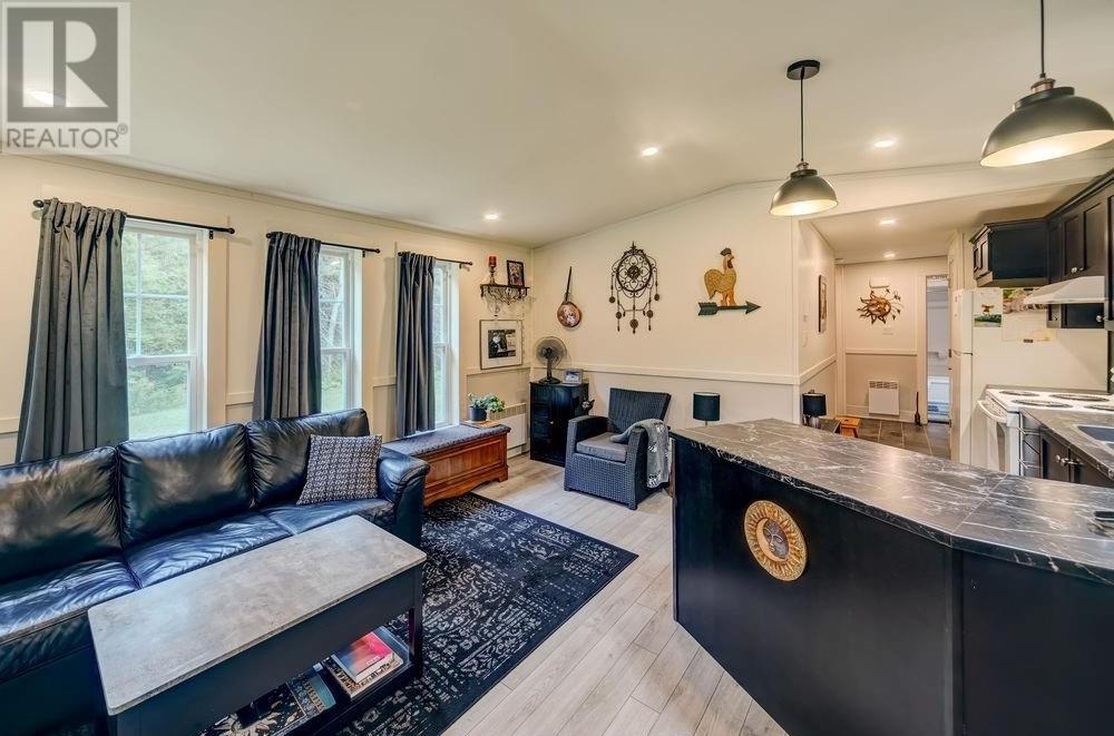 36 Douglas Road - 4