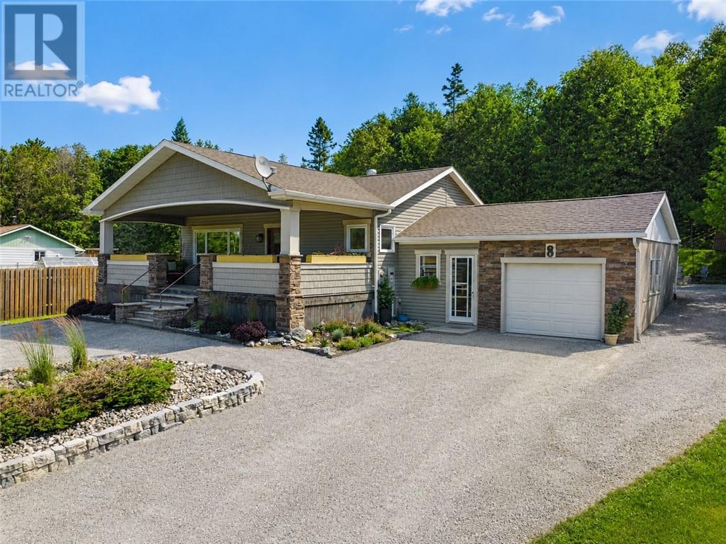 8 McQuarrie Blvd. - 1