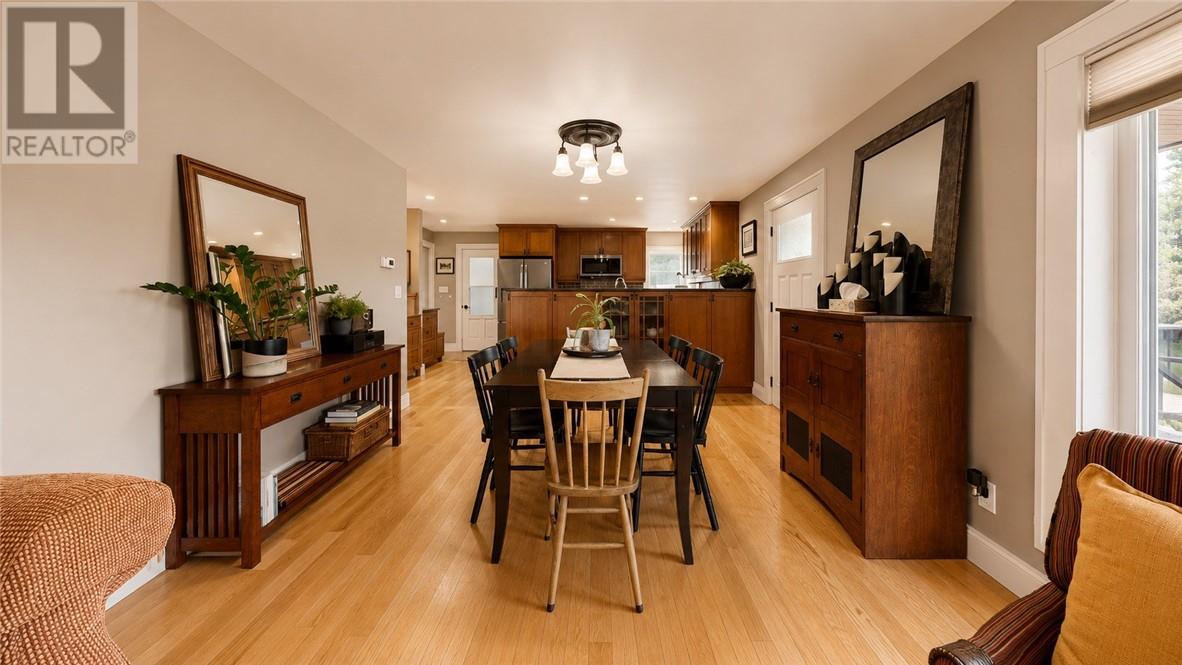 8 McQuarrie Blvd. - 62