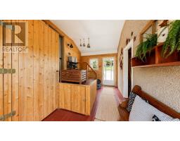 8 Mcquarrie Blvd., Gore Bay, ON P0P1H0 Photo 42