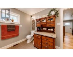 8 Mcquarrie Blvd., Gore Bay, ON P0P1H0 Photo 64