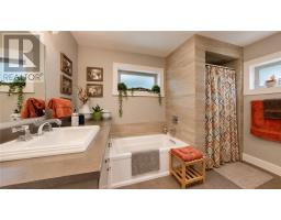 8 Mcquarrie Blvd., Gore Bay, ON P0P1H0 Photo 65