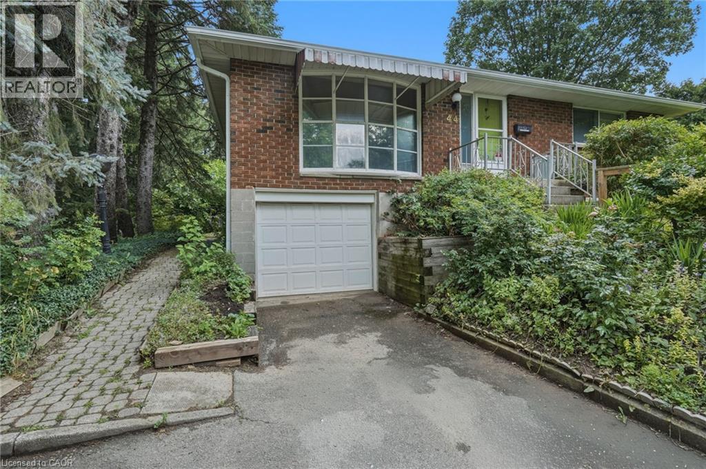 44 MCDONALD Court - 2