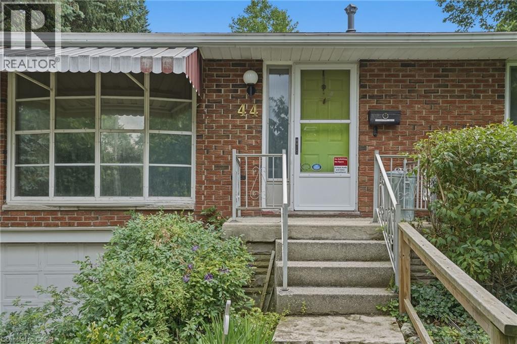 44 MCDONALD Court - 3