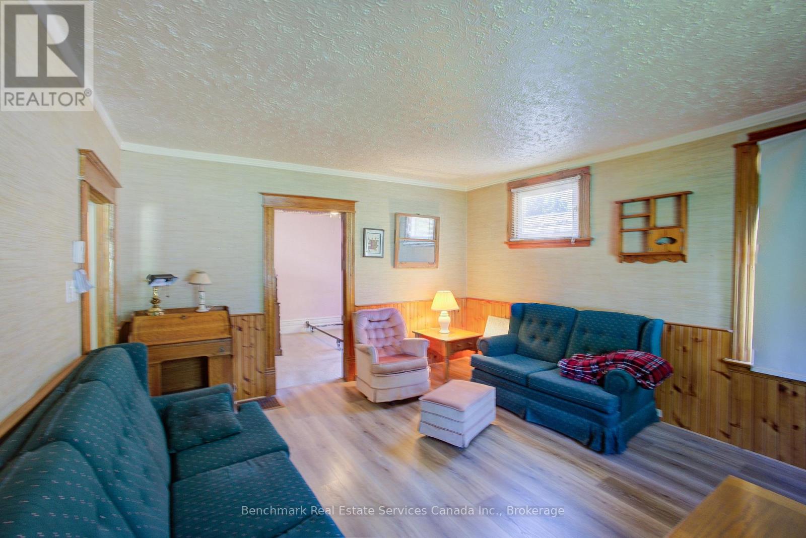 237 THOMAS STREET - 14