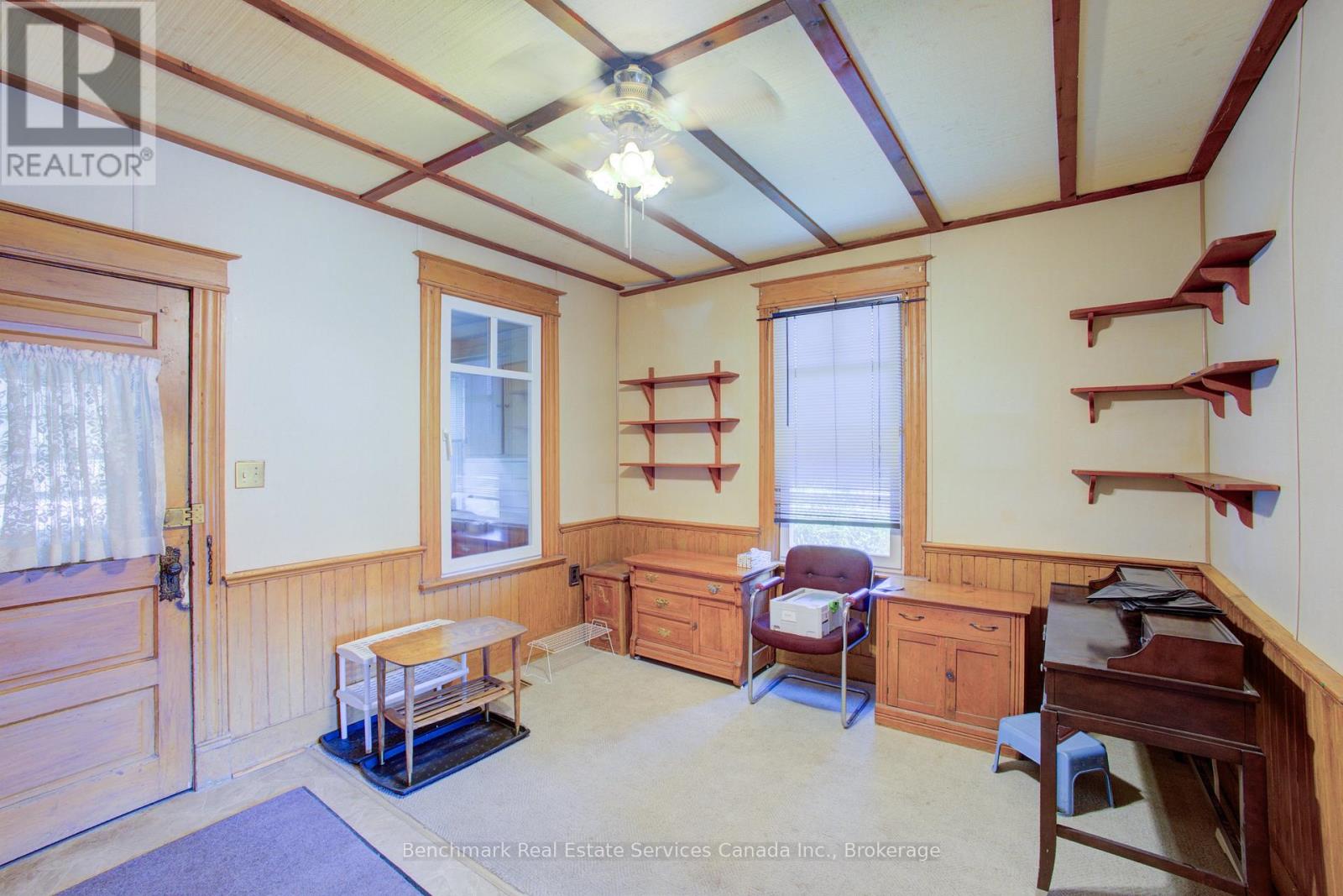 237 THOMAS STREET - 6