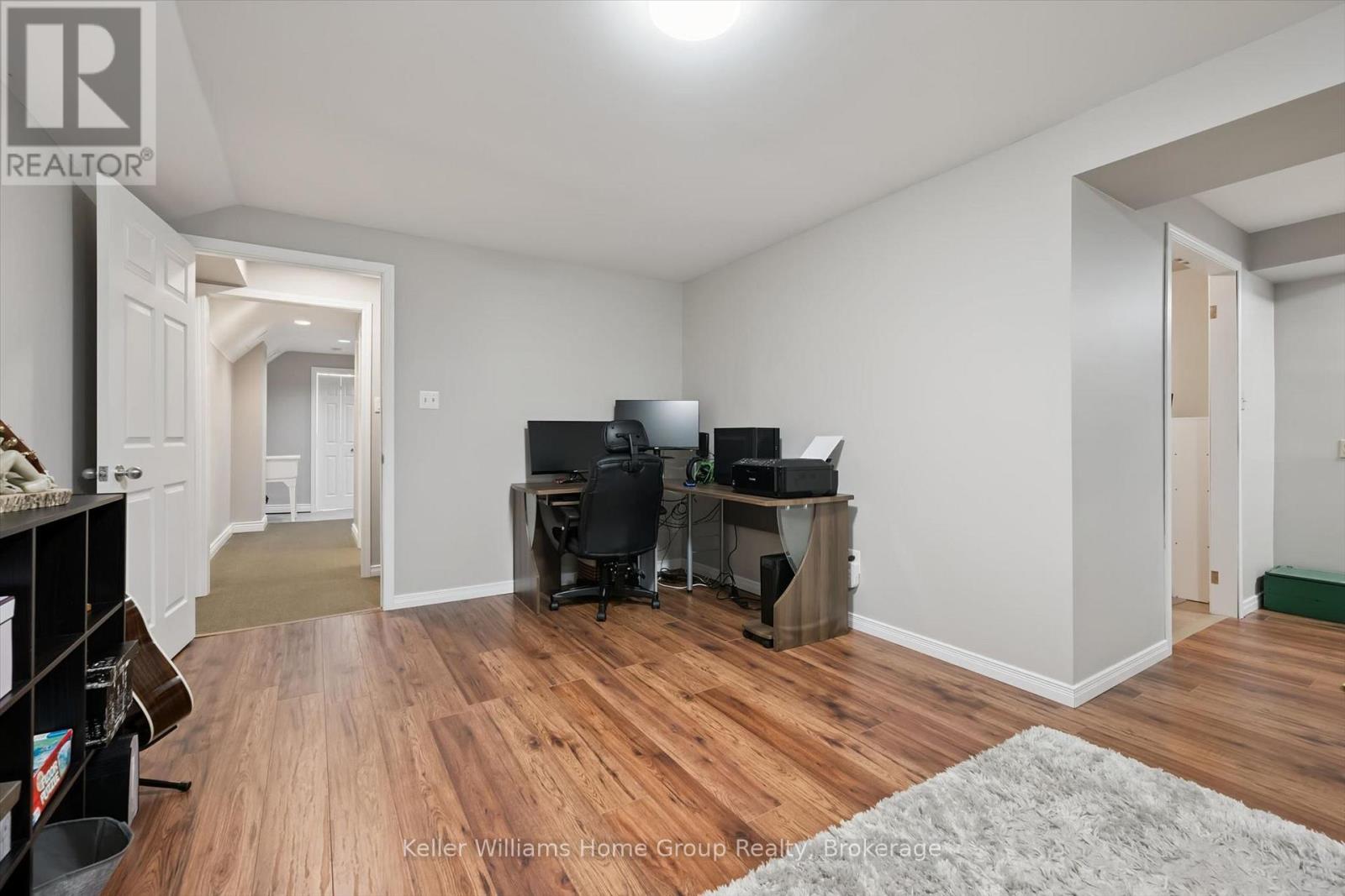 395 STRATHALLAN STREET - 26