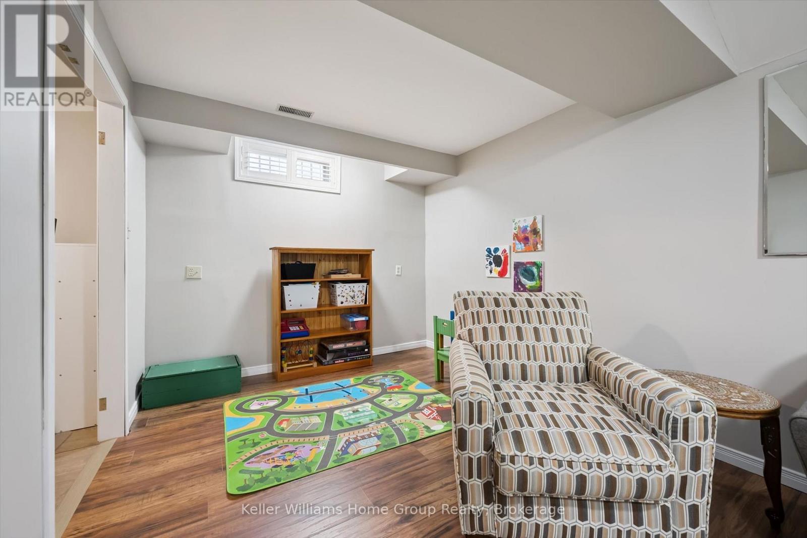395 STRATHALLAN STREET - Image 27